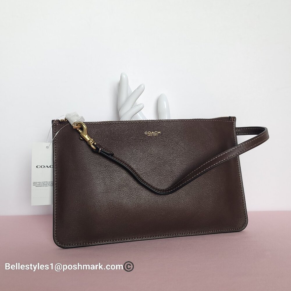COACH Natural Grain Leather Top-Zip Pouch with Dog-clip Leash- Maple color⭐ - Picture 3 of 16